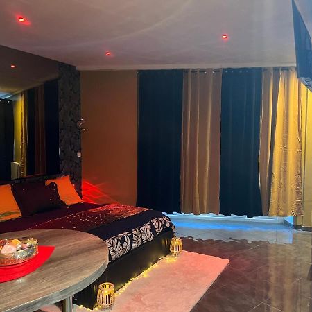 Homesparadise Loveroom Besançon Exterior foto
